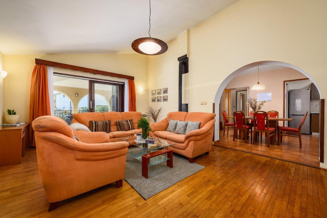 Apartments Josipa Пореч Экстерьер фото