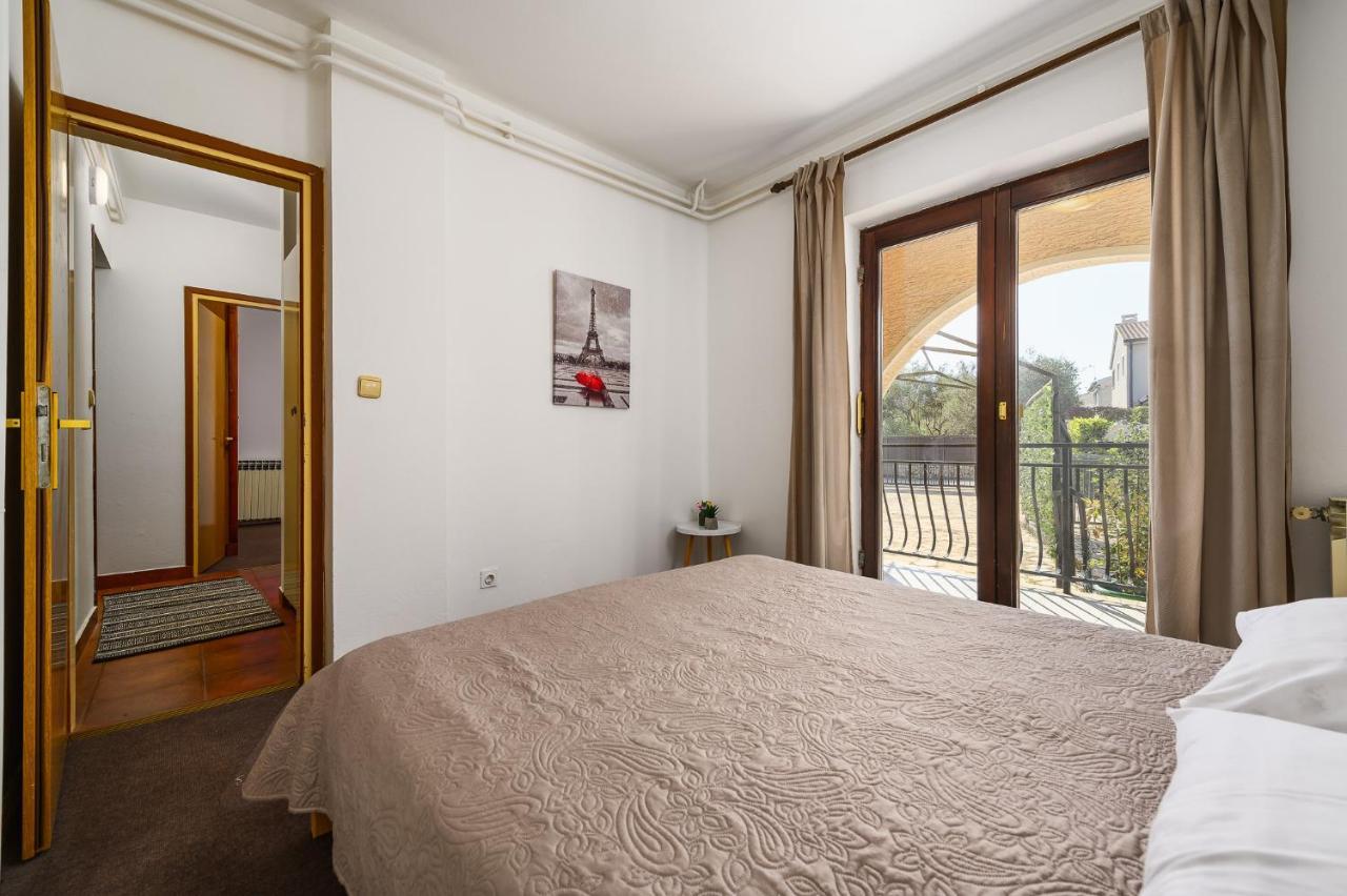 Apartments Josipa Пореч Экстерьер фото