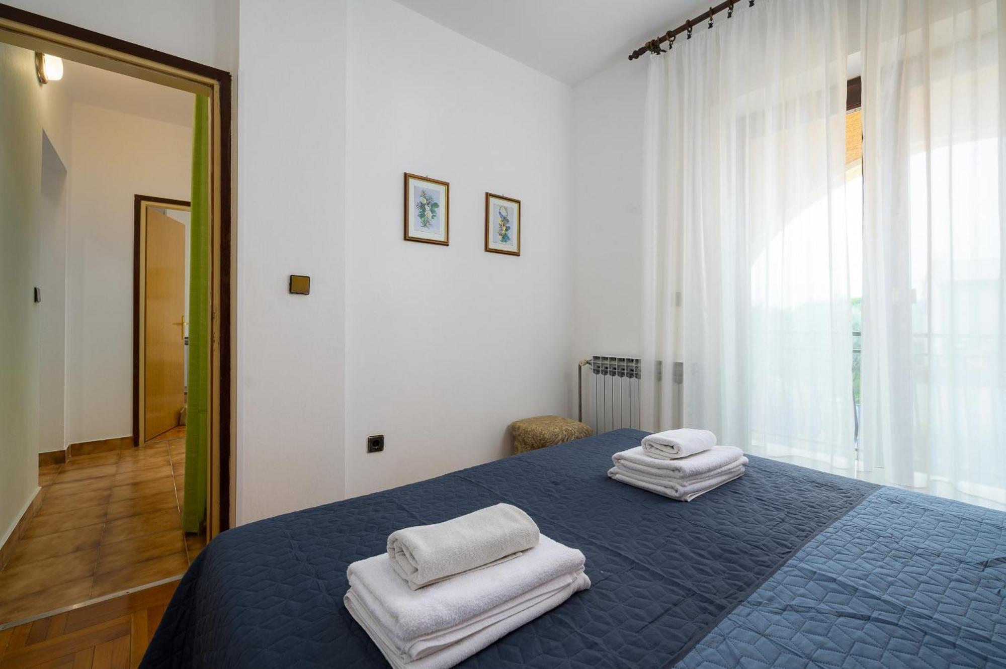 Apartments Josipa Пореч Экстерьер фото