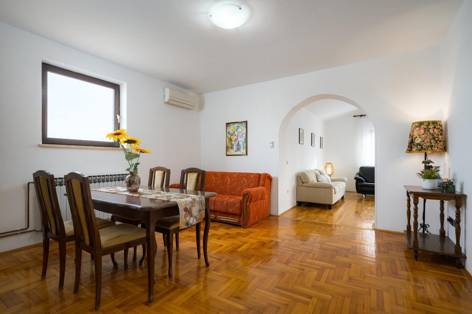Apartments Josipa Пореч Экстерьер фото